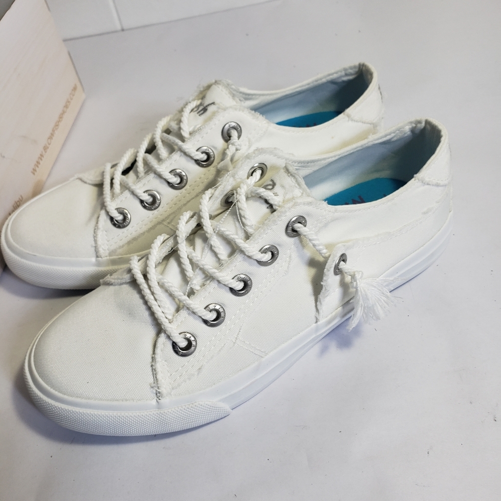 Blowfish White Canvas Sneakers Size 7 - Picture 15 of 16